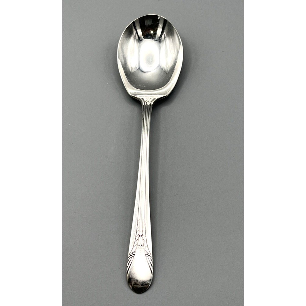 Vtg Wm Rogers Mfg Co IS International Silver Inheritance Sugar Spoon 5 7/8" 1941
